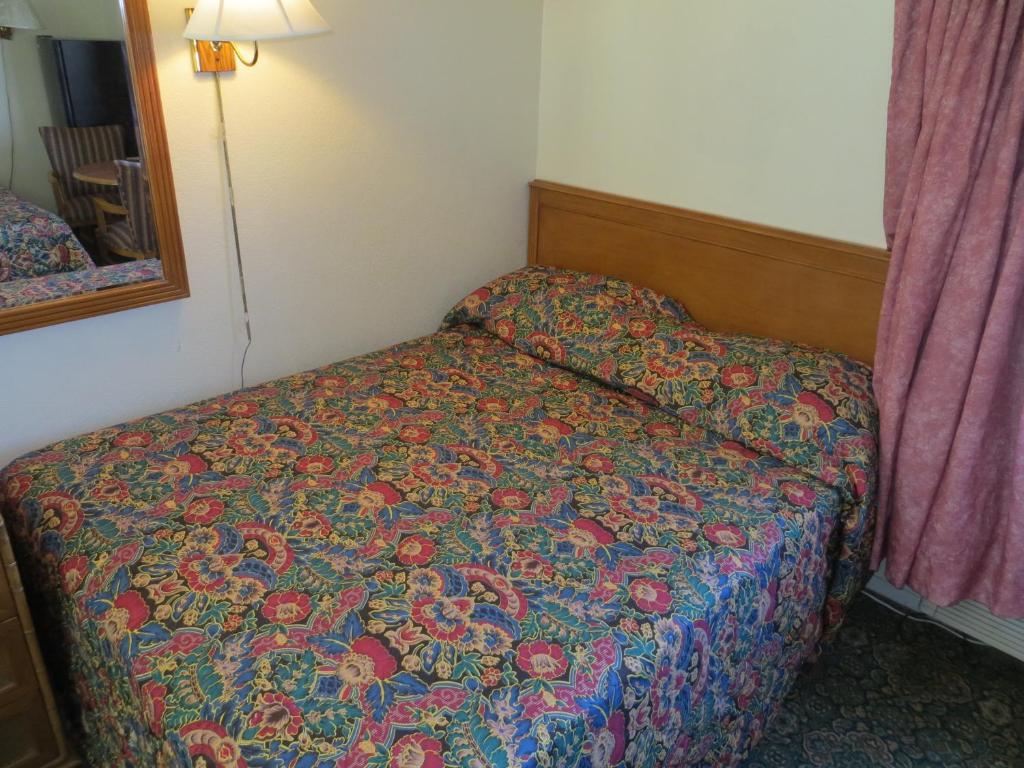 Bristol Motel Long Beach Room photo